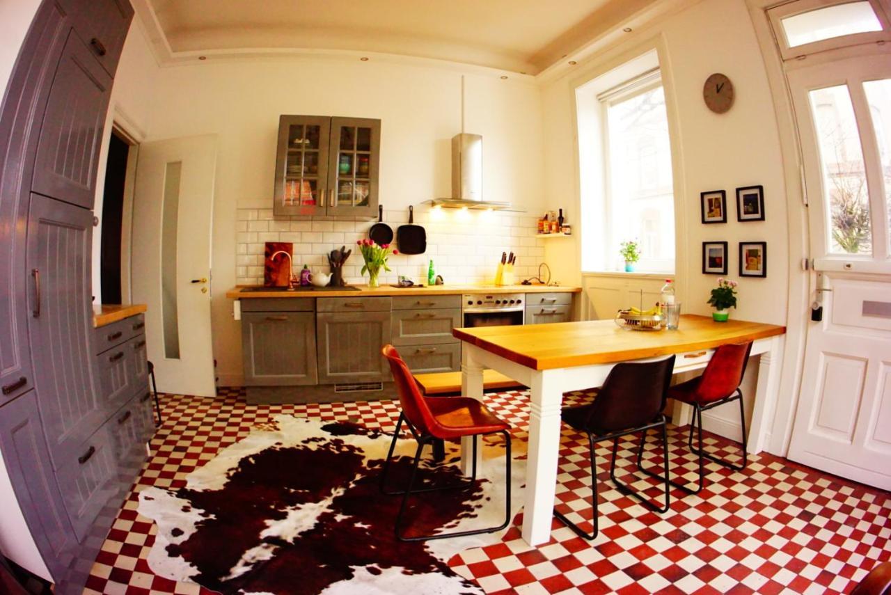Grosszuegige 185M2-Altbauwohnung In Bestlage 7Zimmer-2Baeder-2Kuechen-2Wcs هامبورغ المظهر الخارجي الصورة
