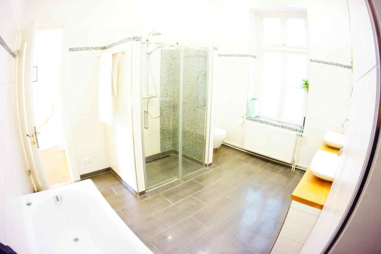 Grosszuegige 185M2-Altbauwohnung In Bestlage 7Zimmer-2Baeder-2Kuechen-2Wcs هامبورغ المظهر الخارجي الصورة