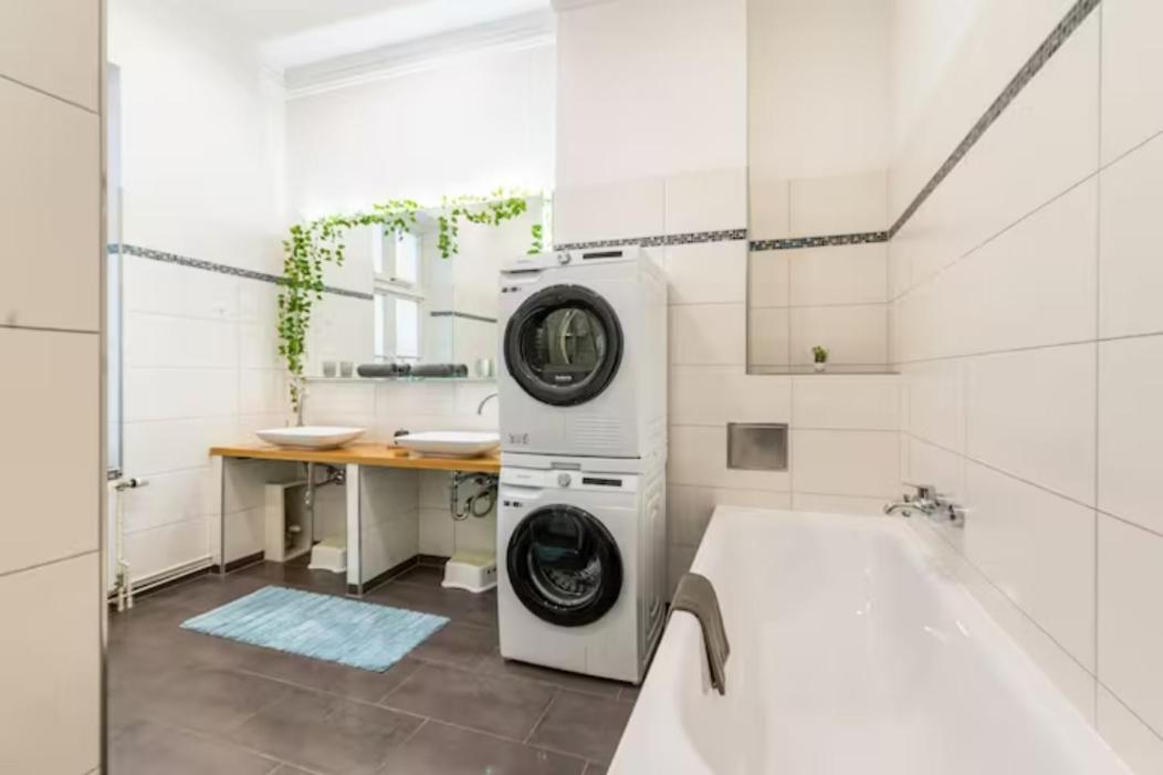 Grosszuegige 185M2-Altbauwohnung In Bestlage 7Zimmer-2Baeder-2Kuechen-2Wcs هامبورغ المظهر الخارجي الصورة