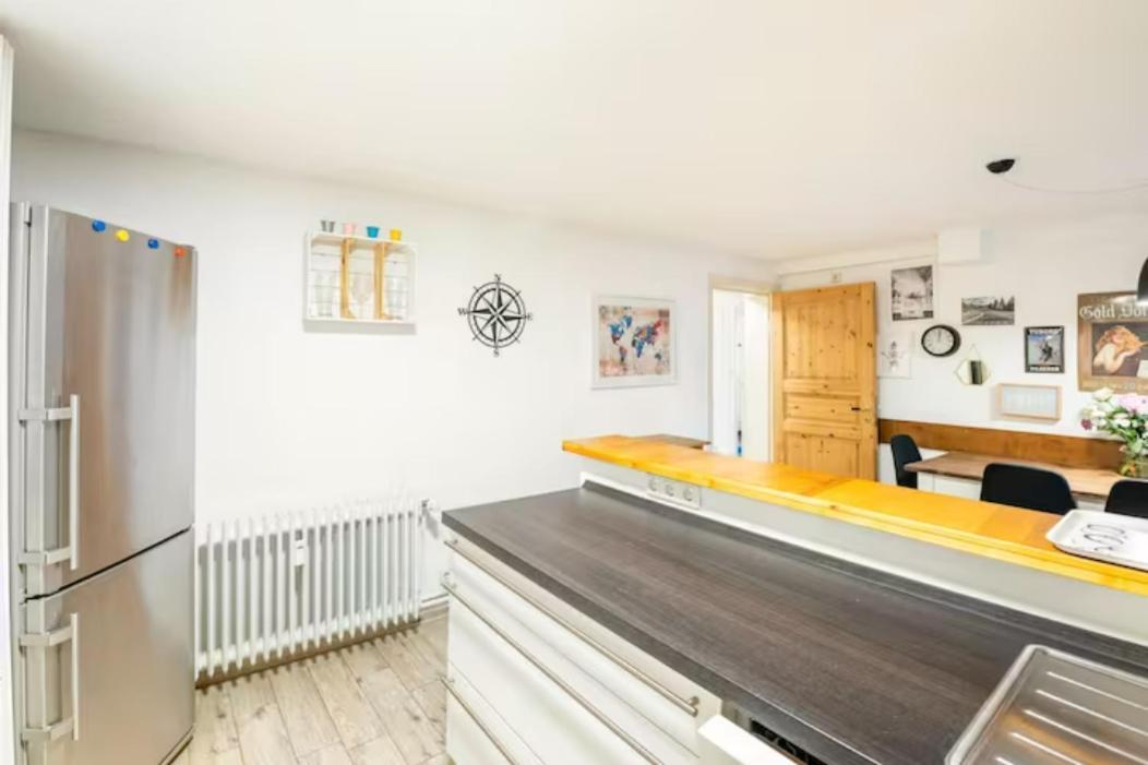 Grosszuegige 185M2-Altbauwohnung In Bestlage 7Zimmer-2Baeder-2Kuechen-2Wcs هامبورغ المظهر الخارجي الصورة