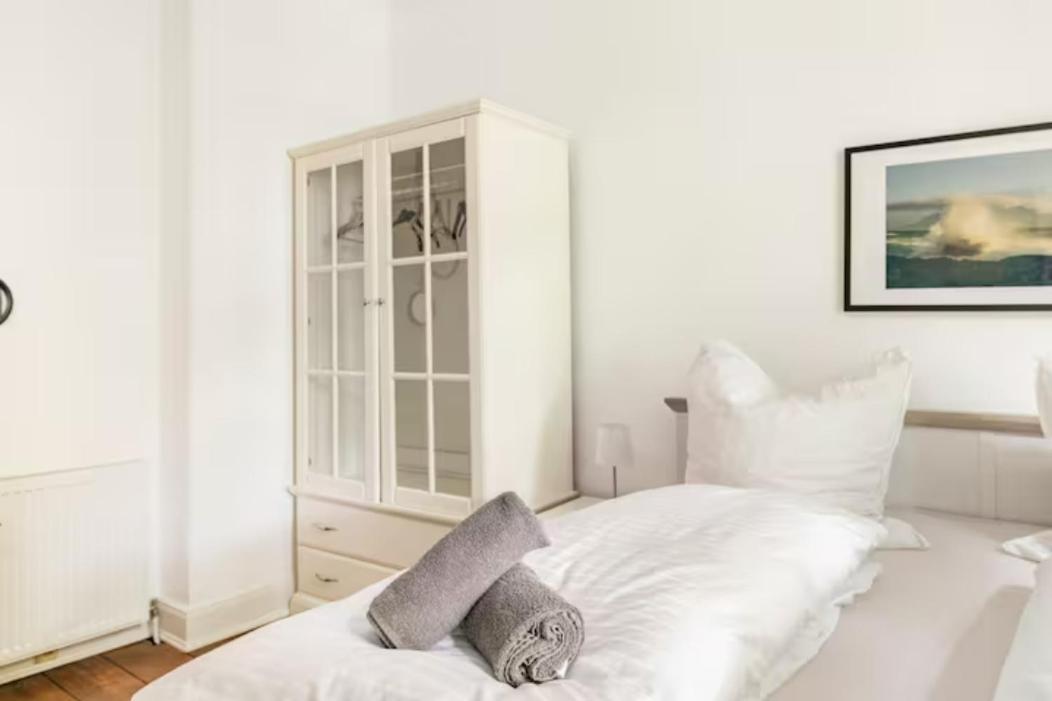 Grosszuegige 185M2-Altbauwohnung In Bestlage 7Zimmer-2Baeder-2Kuechen-2Wcs هامبورغ المظهر الخارجي الصورة